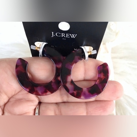 J. Crew Thick Flat Tortoise Hoop Earring - Picture 1 of 3